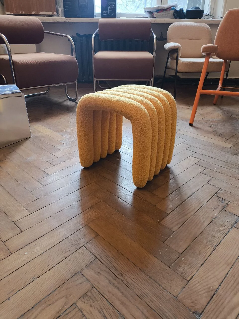 Табурет из букле в стиле Zara Home - миниатюра 2