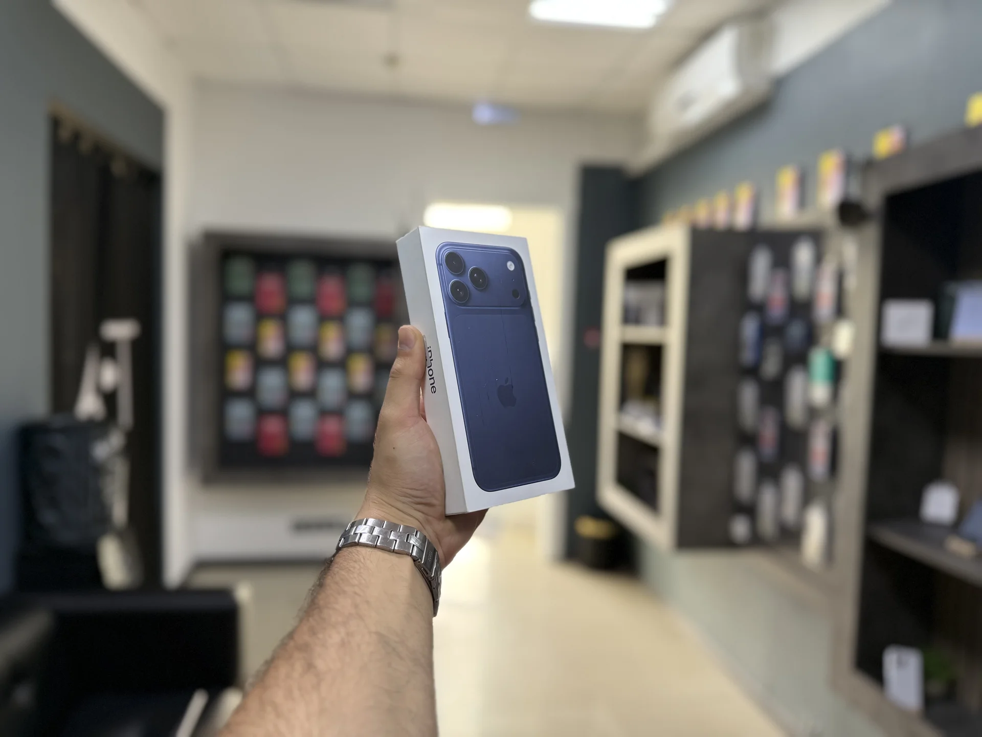 iPhone 17 Pro Max 256 Deep Blue eSim - миниатюра 2