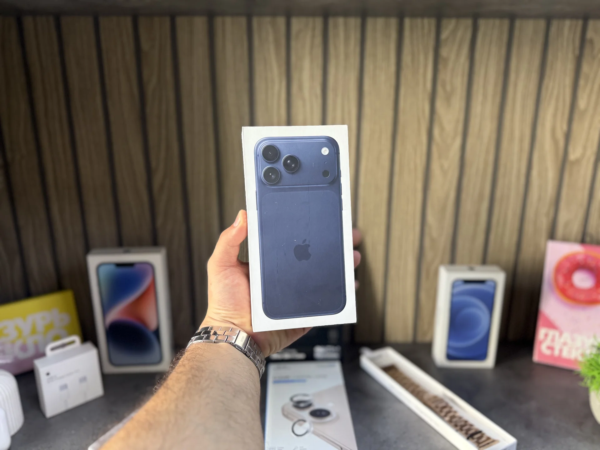 iPhone 17 Pro Max 256 Deep Blue Sim+eSim - миниатюра 2
