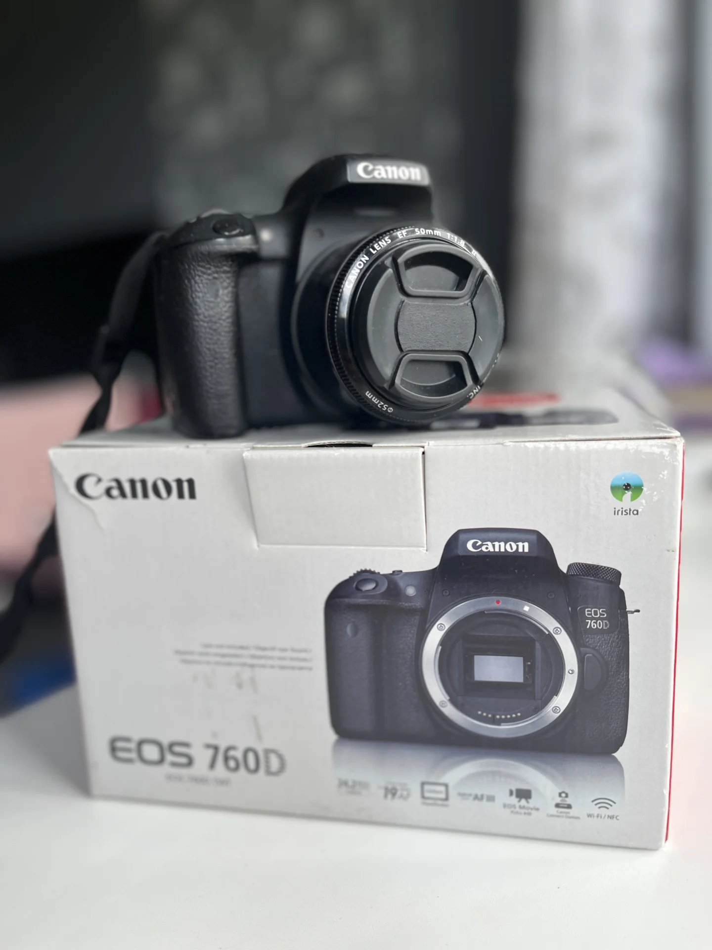 Зеркальный фотоаппарат Canon 760D - изображение 1