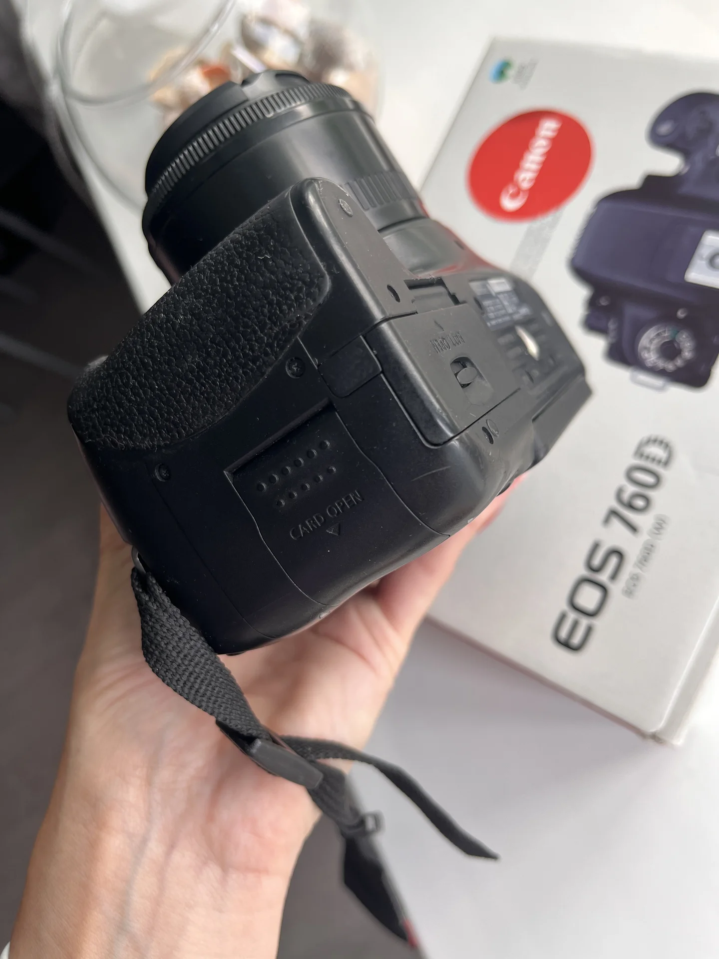 Зеркальный фотоаппарат Canon 760D - миниатюра 4