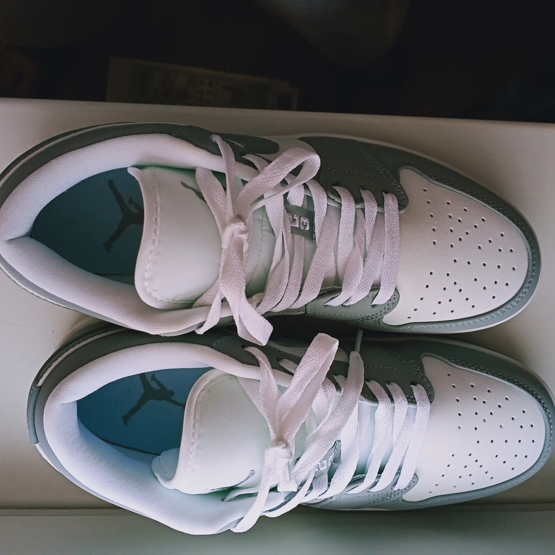 Кроссовки nike jordan air 41 размер унисекс - миниатюра 2