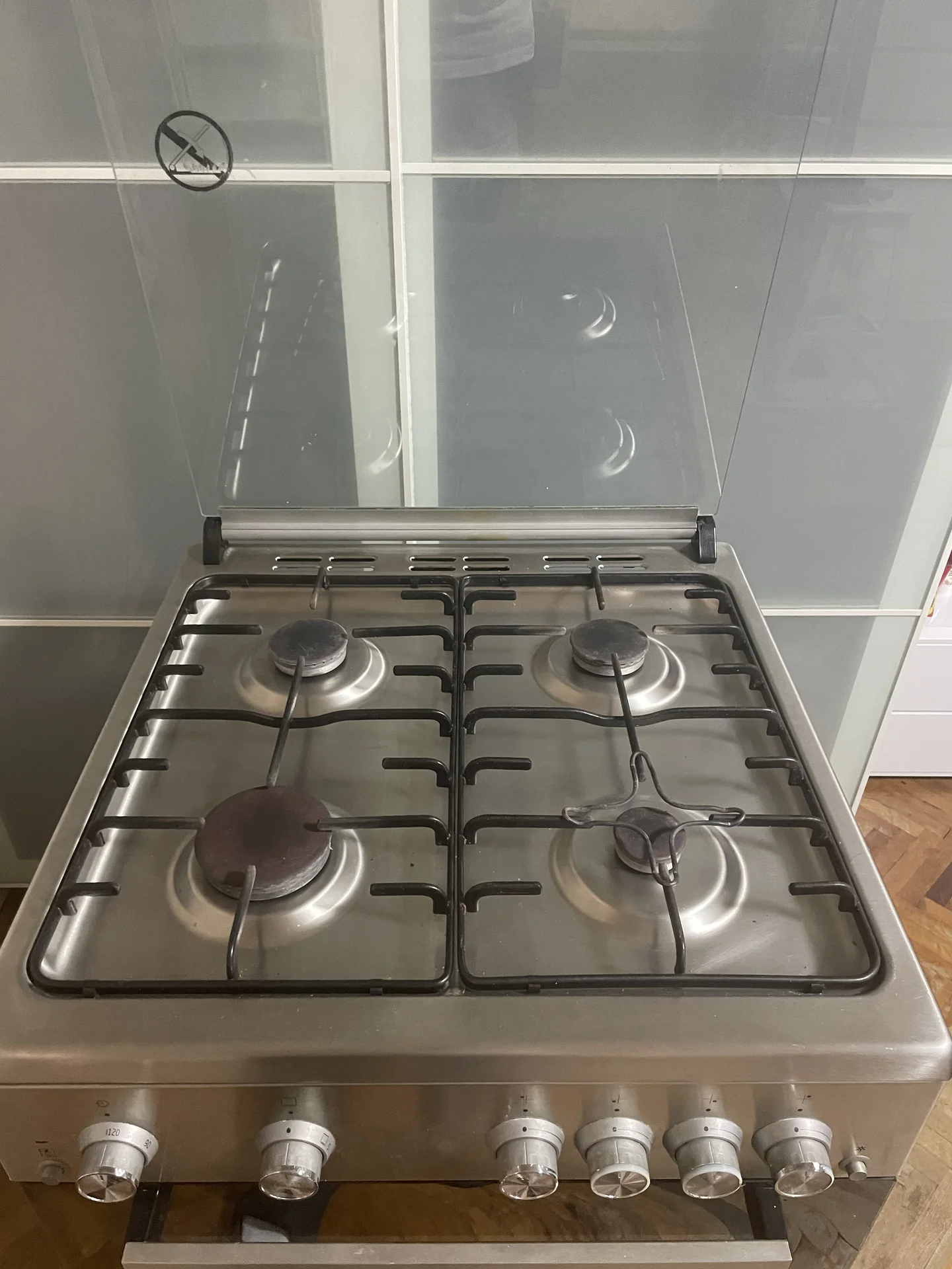 газовая плита и духовка beko бу в хорошем состояни - миниатюра 4