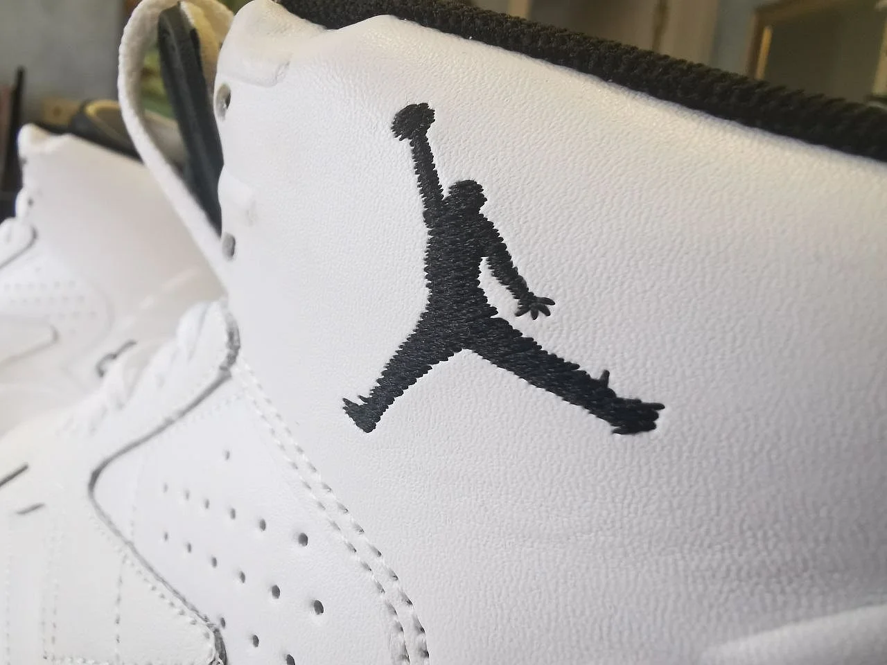 Кроссовки Air Jordan MVP 42 - миниатюра 6