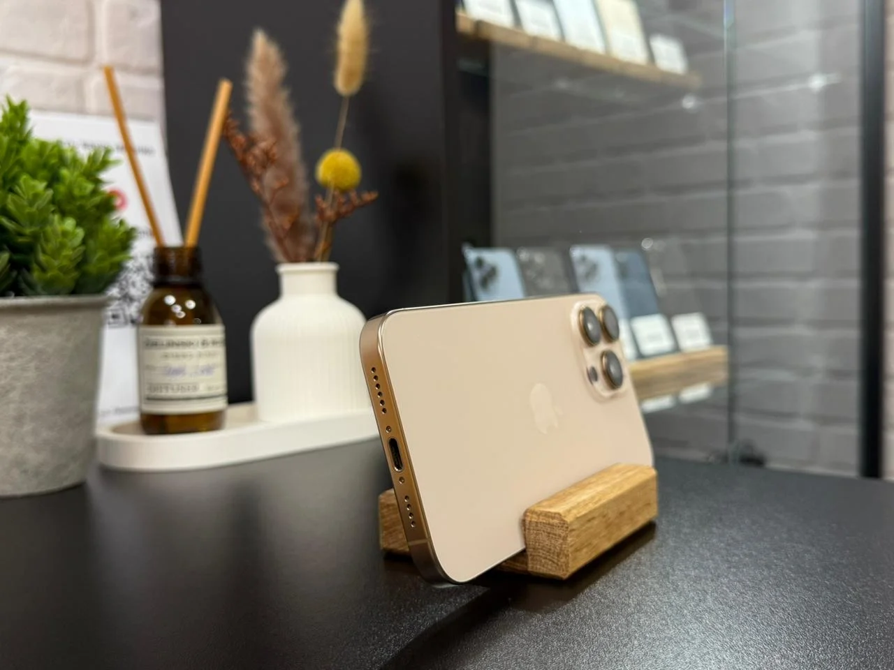 iPhone 16 pro max 256gb - миниатюра 4