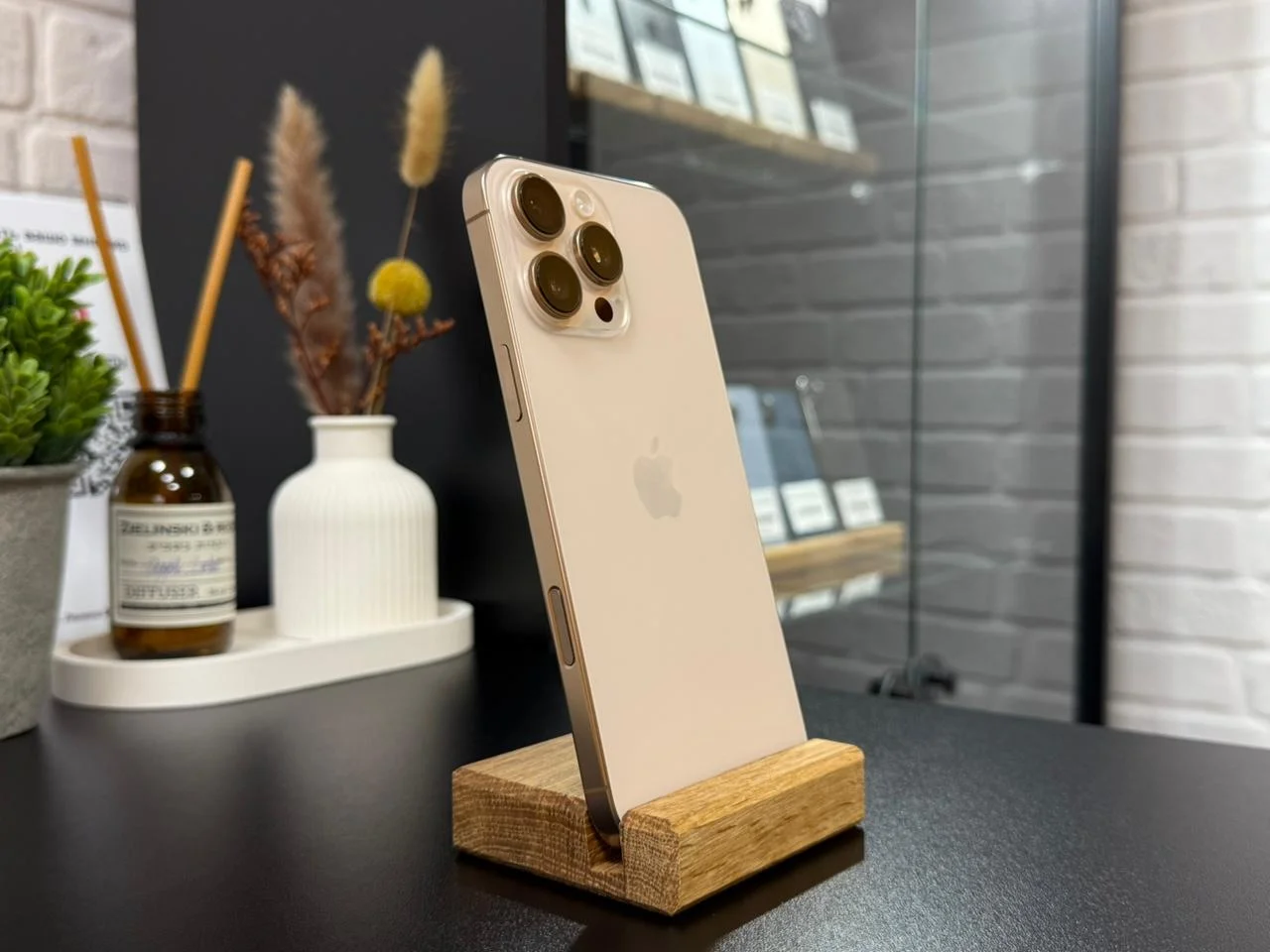 iPhone 16 pro max 256gb - миниатюра 5