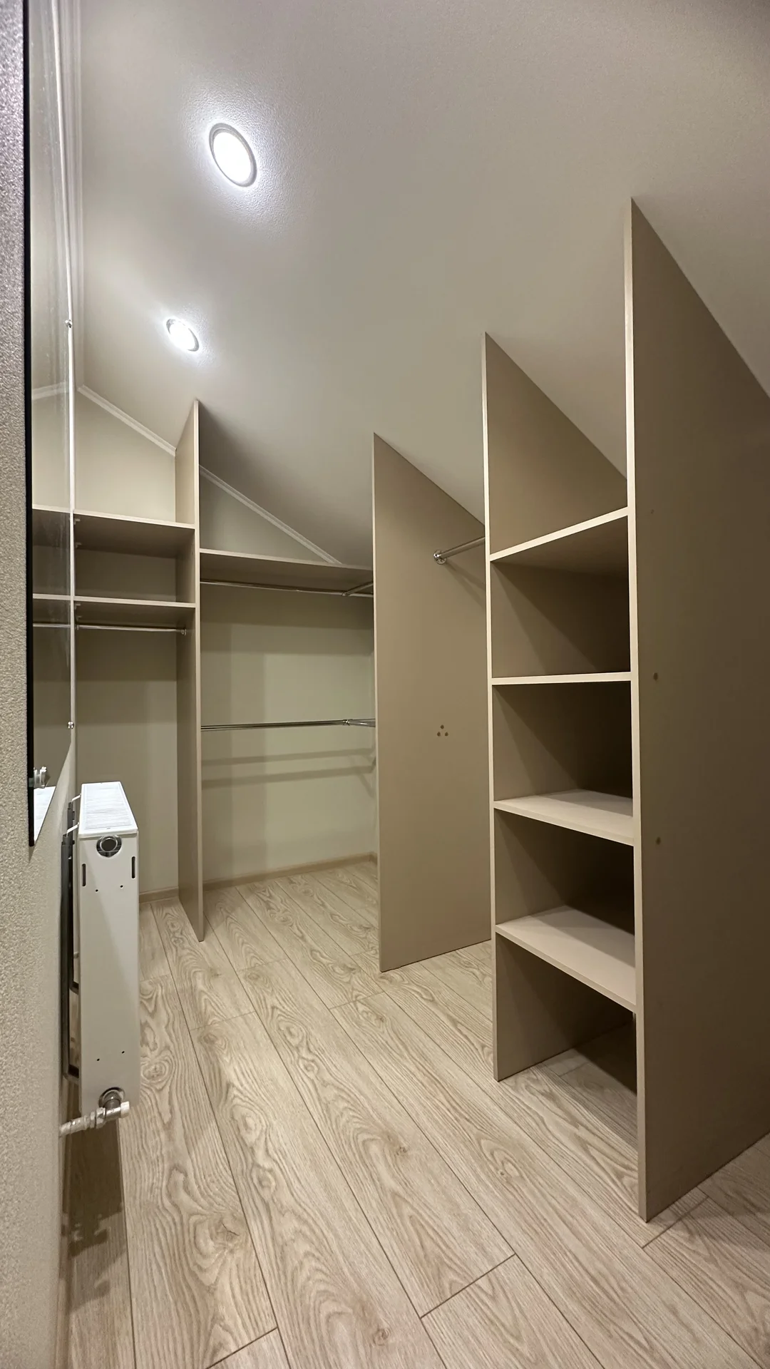 Дуплекс. 127 м². 2 этажа. Газ, свет, вода - миниатюра 35