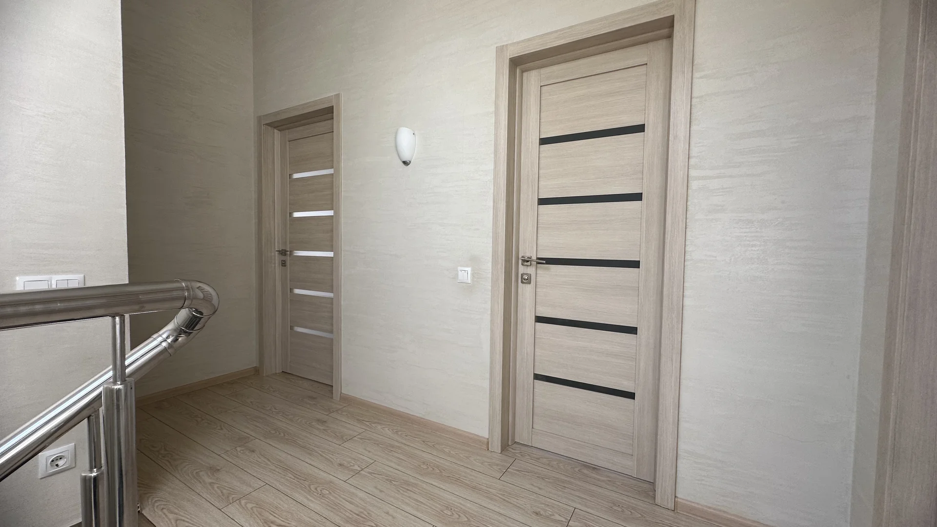 Дуплекс. 127 м². 2 этажа. Газ, свет, вода - миниатюра 39