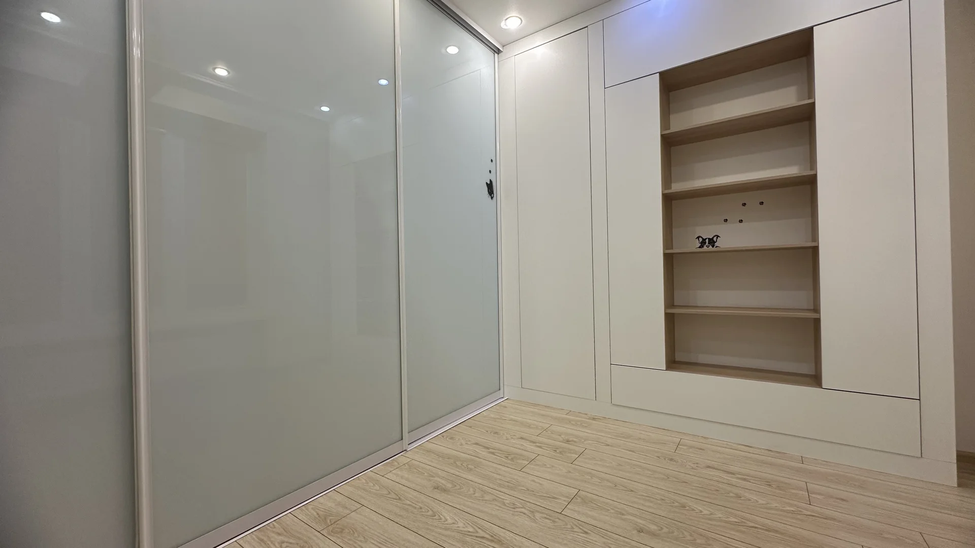Дуплекс. 127 м². 2 этажа. Газ, свет, вода - миниатюра 40