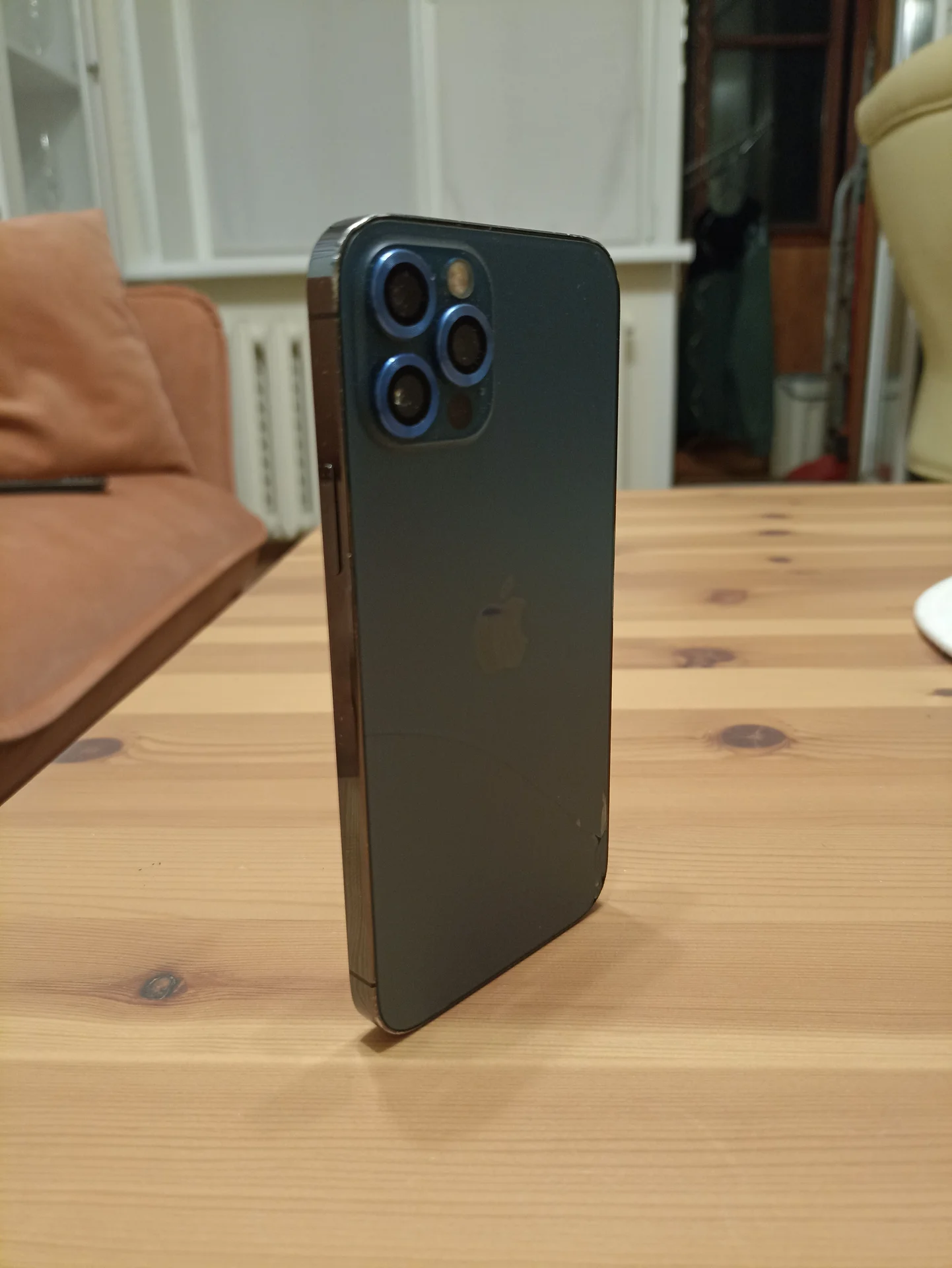 iPhone 12 pr0 - миниатюра 2