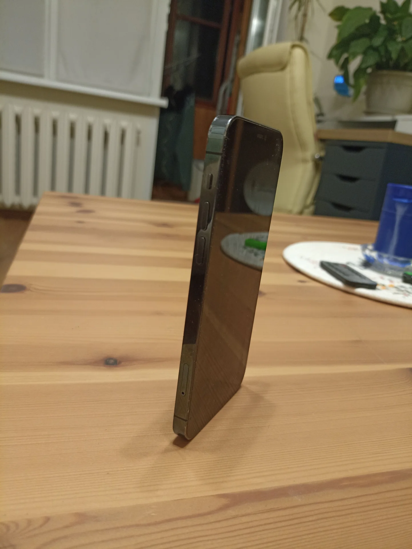 iPhone 12 pr0 - миниатюра 6