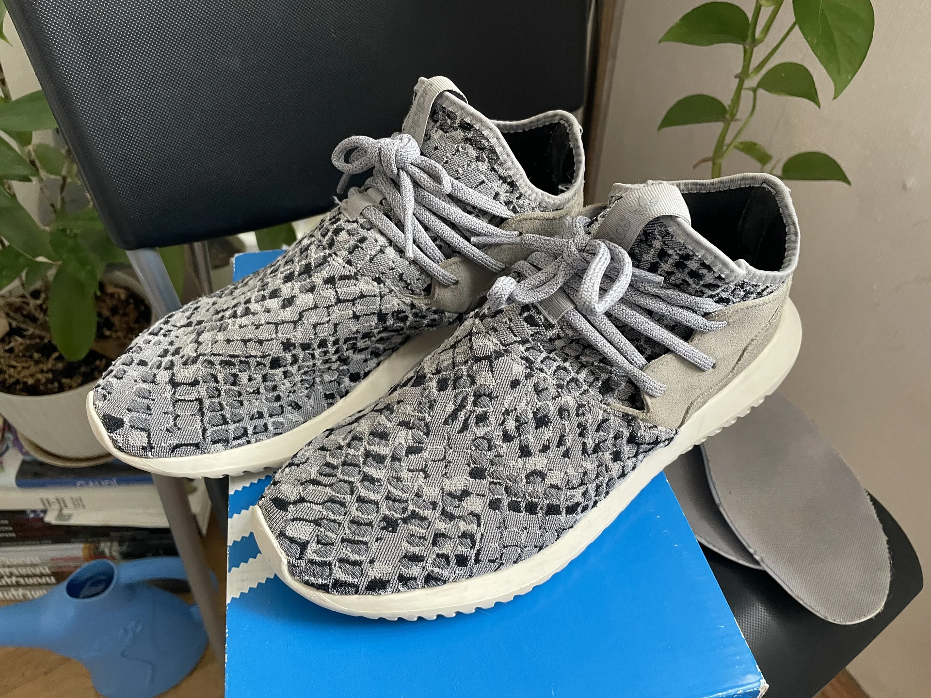Кроссовки Adidas Tubular Entrap 39 размер - миниатюра 2