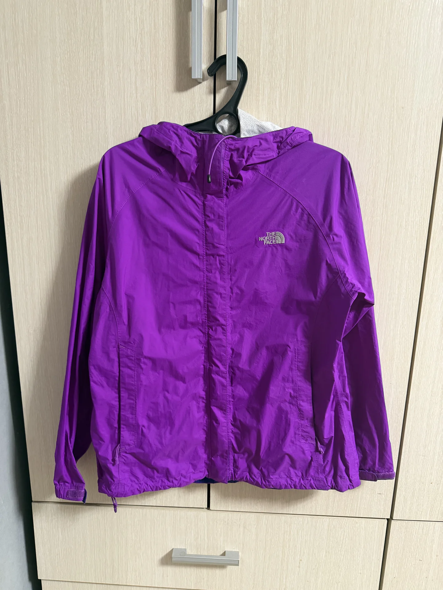 Водонепроницаемая ветровка The North Face - изображение 1