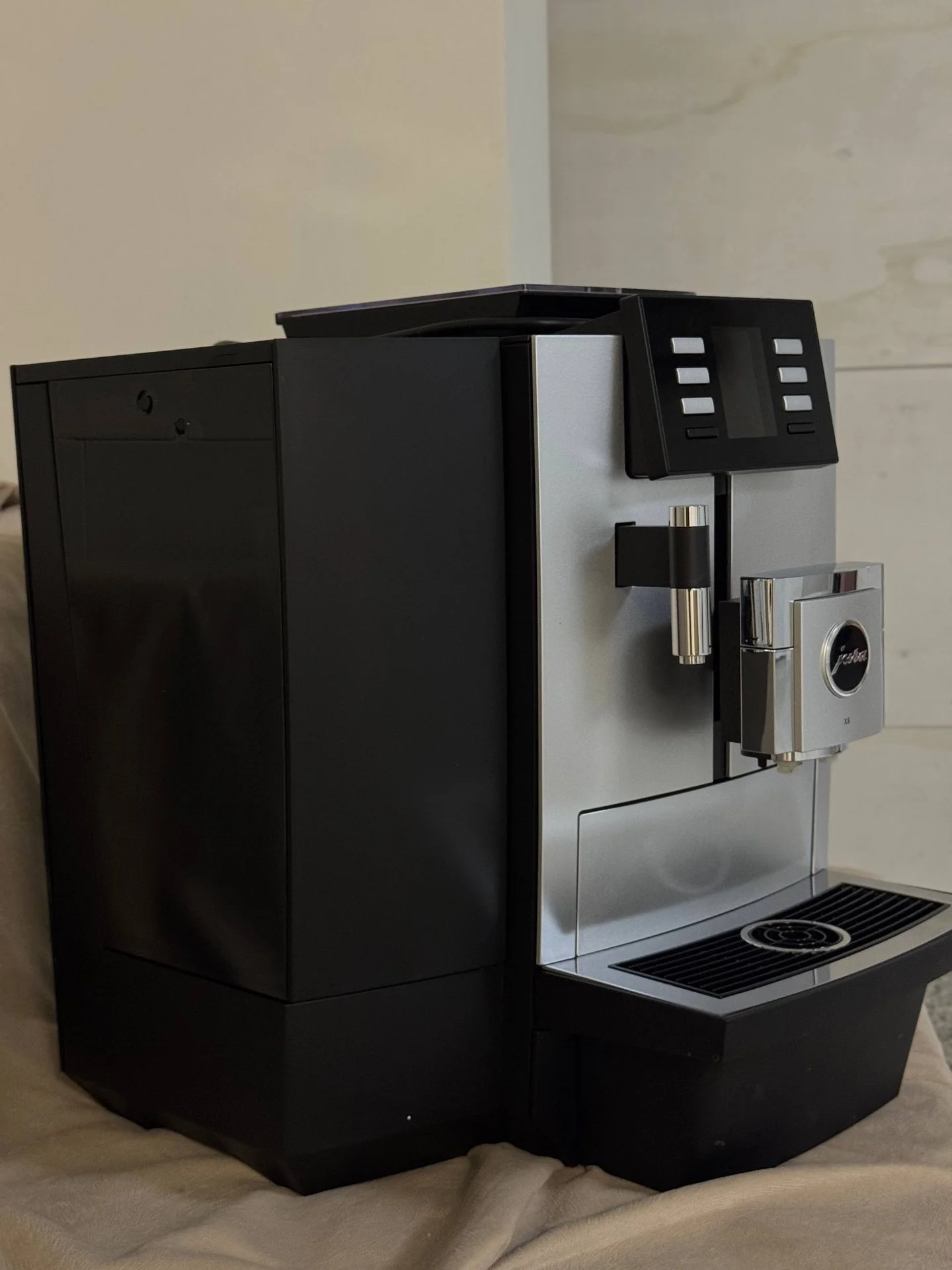Профессиональная кофемашина Jura X8 Platin ( Швейц - миниатюра 2