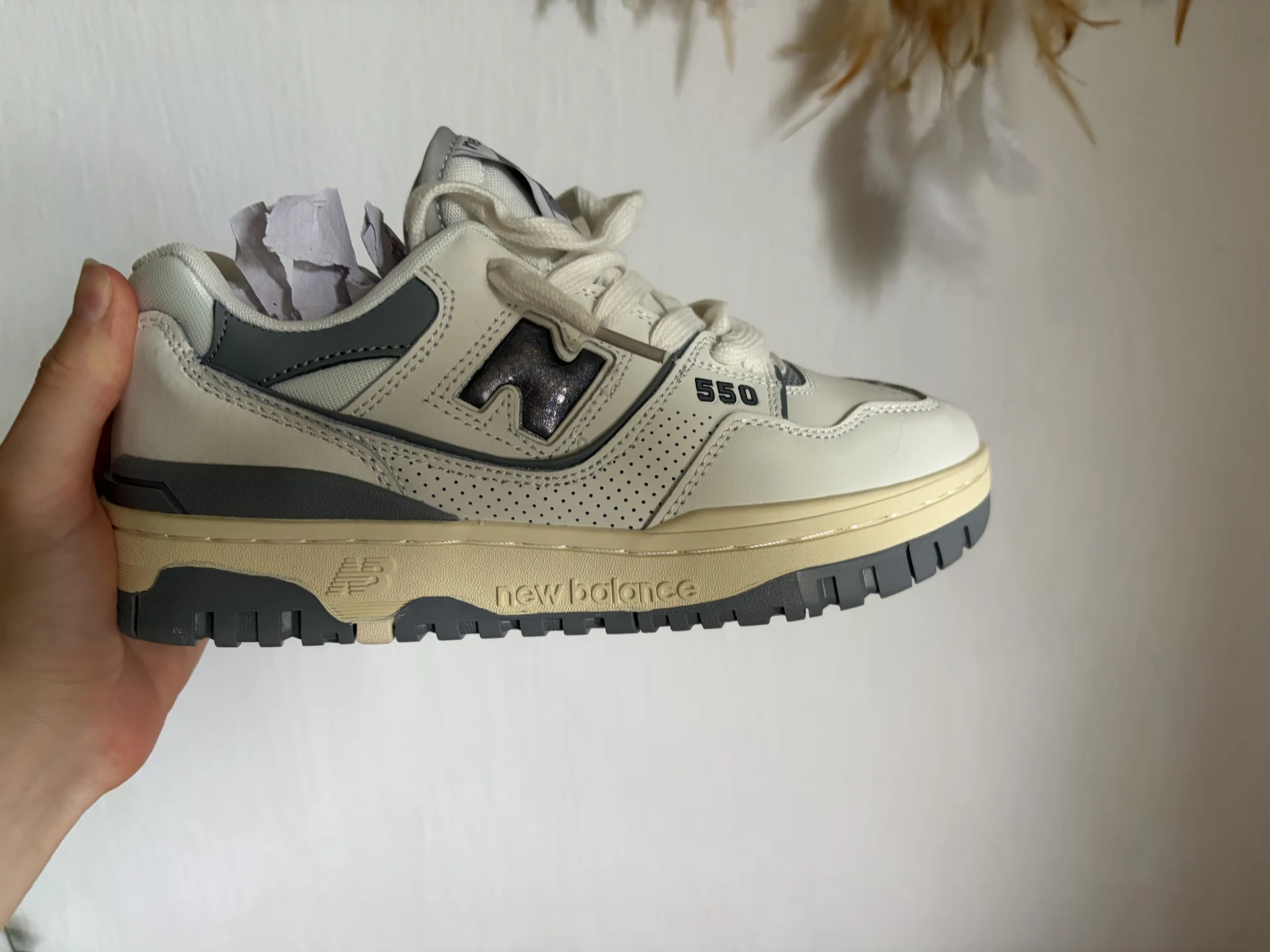Кроссовки женскин NB 37 - изображение 1