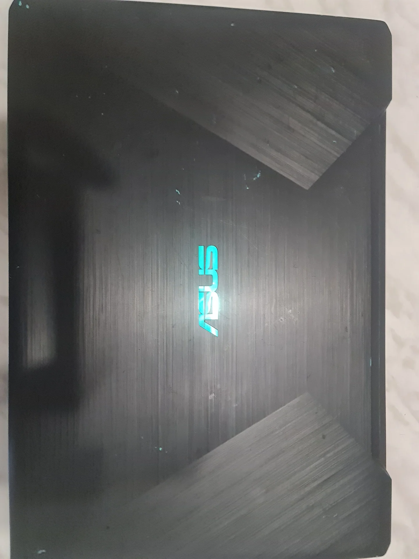 Ноутбук ASUS M570D (AMD Ryzen 5 3500U, GTX 1050)