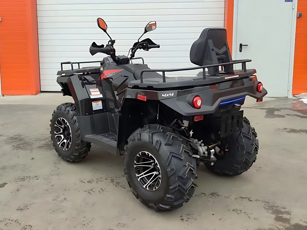 Квадроцикл Linhai-Yamaha F320C 4х4 «Черный» - миниатюра 3
