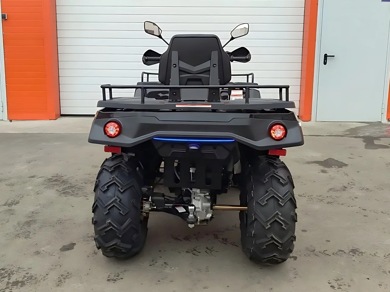 Квадроцикл Linhai-Yamaha F320C 4х4 «Черный» - миниатюра 4