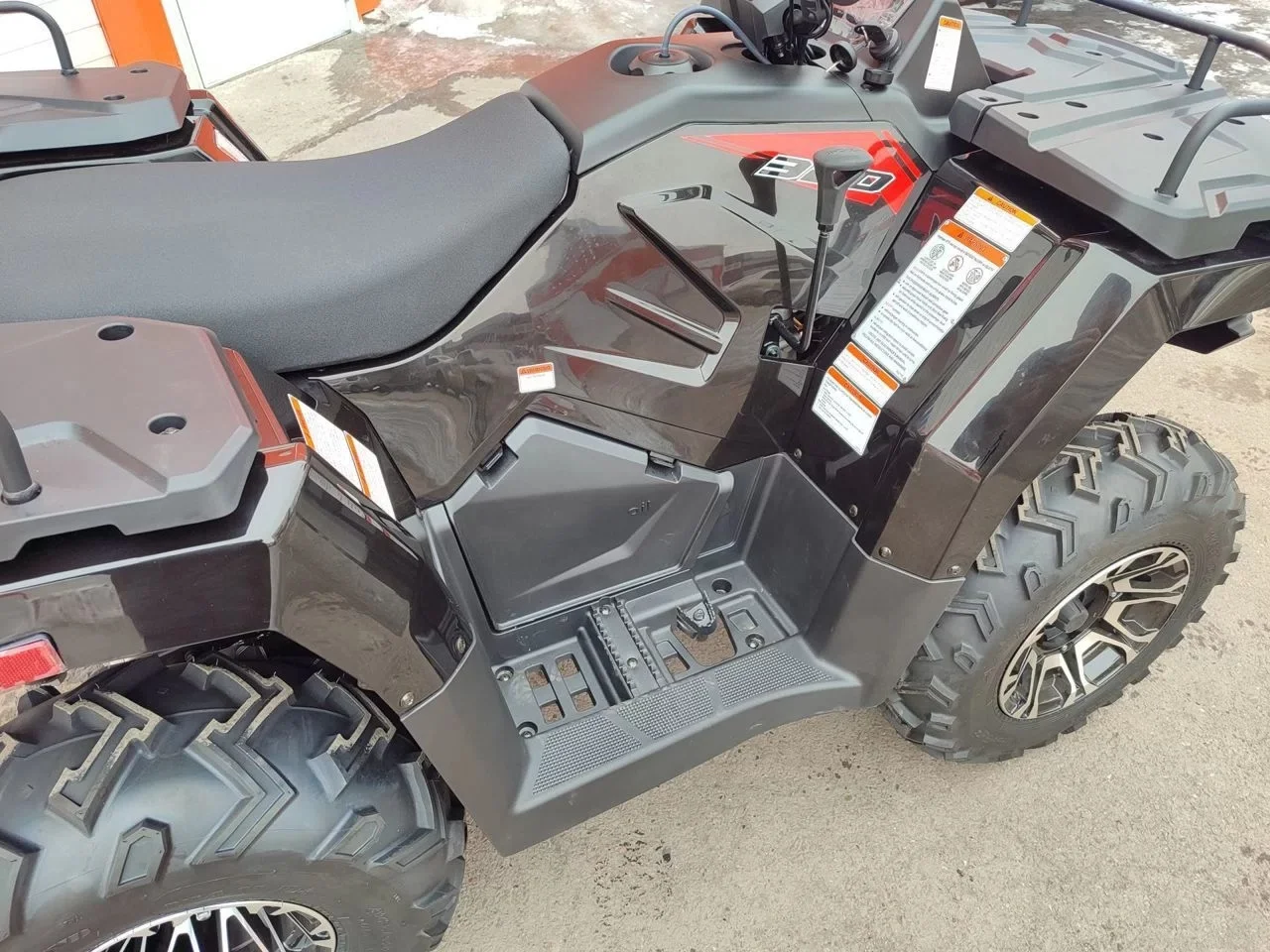 Квадроцикл Linhai-Yamaha F320C 4х4 «Черный» - миниатюра 13
