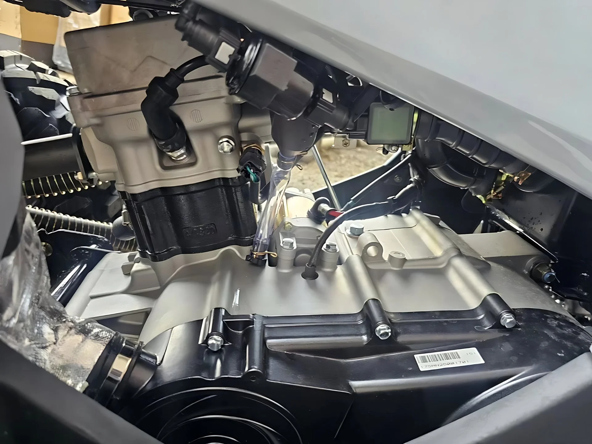 Квадроцикл Loncin Sumahao 400 EFI EPS 4х4 «Серый» - миниатюра 13