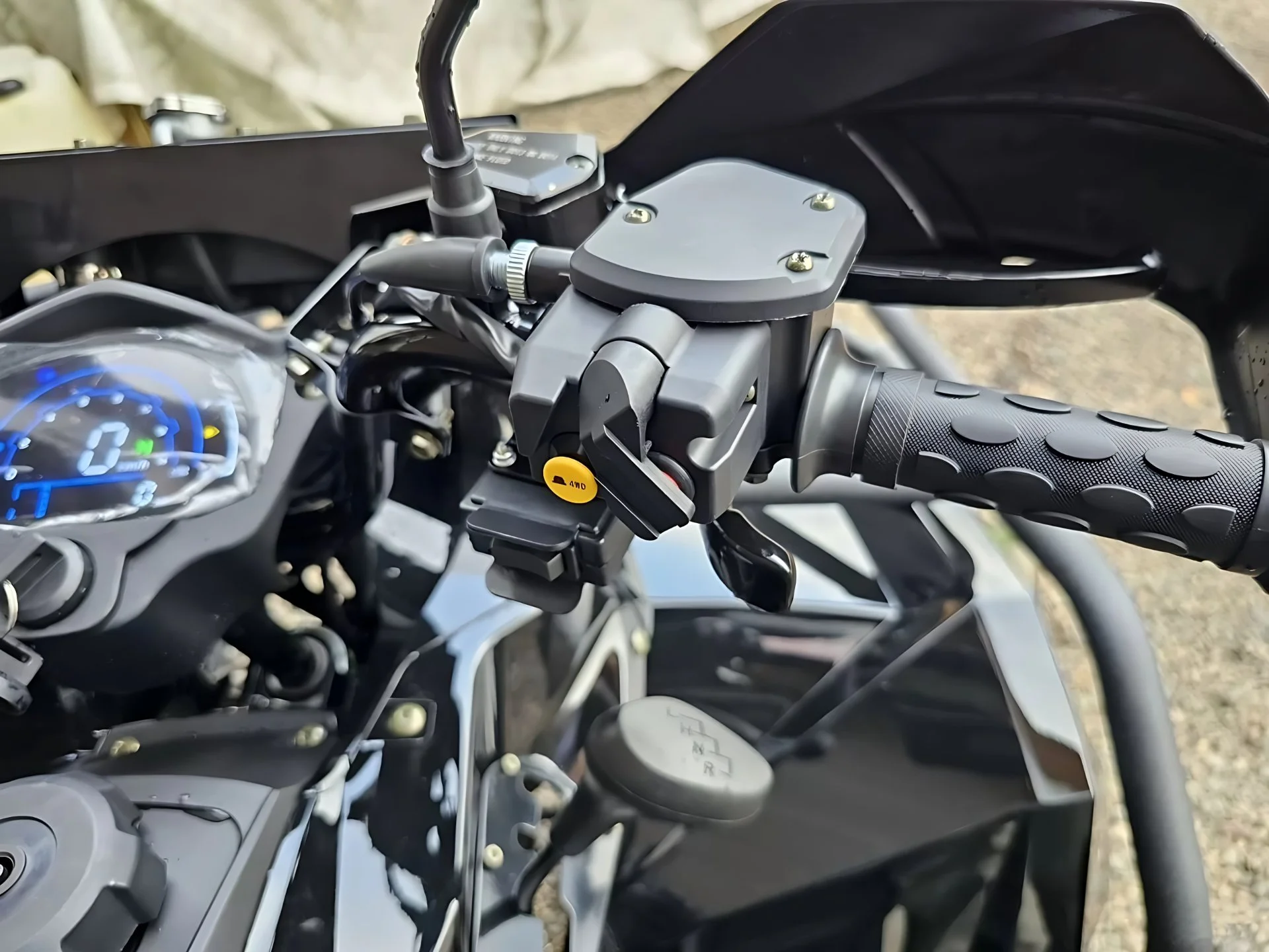 Квадроцикл Loncin Sumahao 400 EFI EPS 4х4 «Черный» - миниатюра 10
