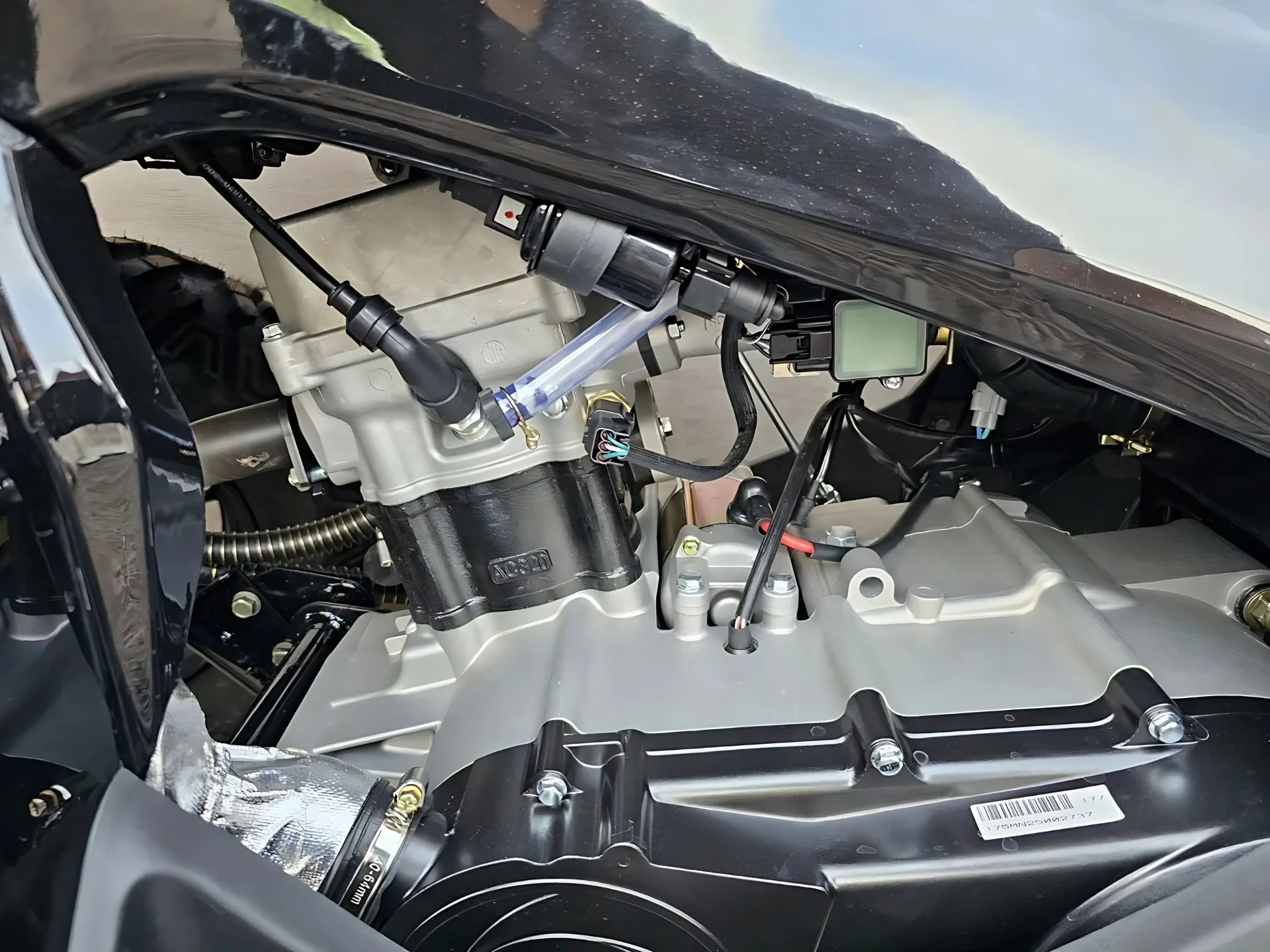 Квадроцикл Loncin Sumahao 400 EFI EPS 4х4 «Черный» - миниатюра 13