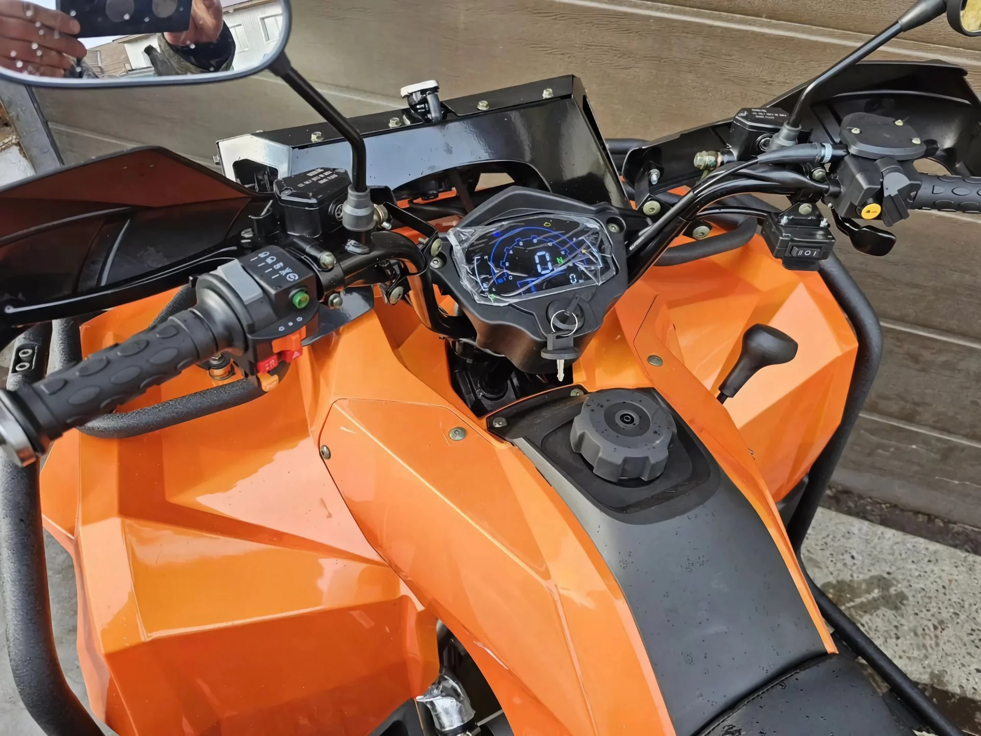 Квадроцикл Loncin Sumahao 400 EFI EPS 4WD «Оранжевый» - миниатюра 9