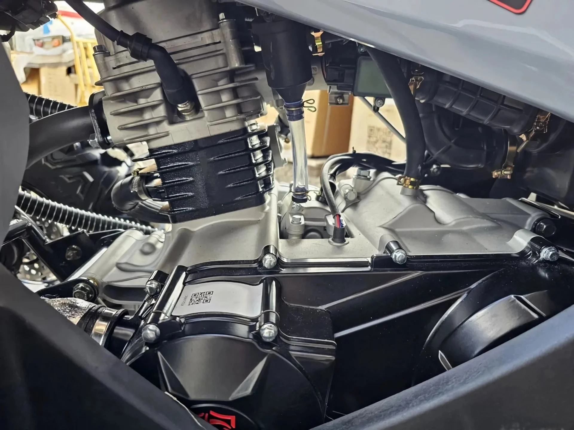 Квадроцикл Loncin Sumahao 400 EFI EPS 4WD «Серый» - миниатюра 15