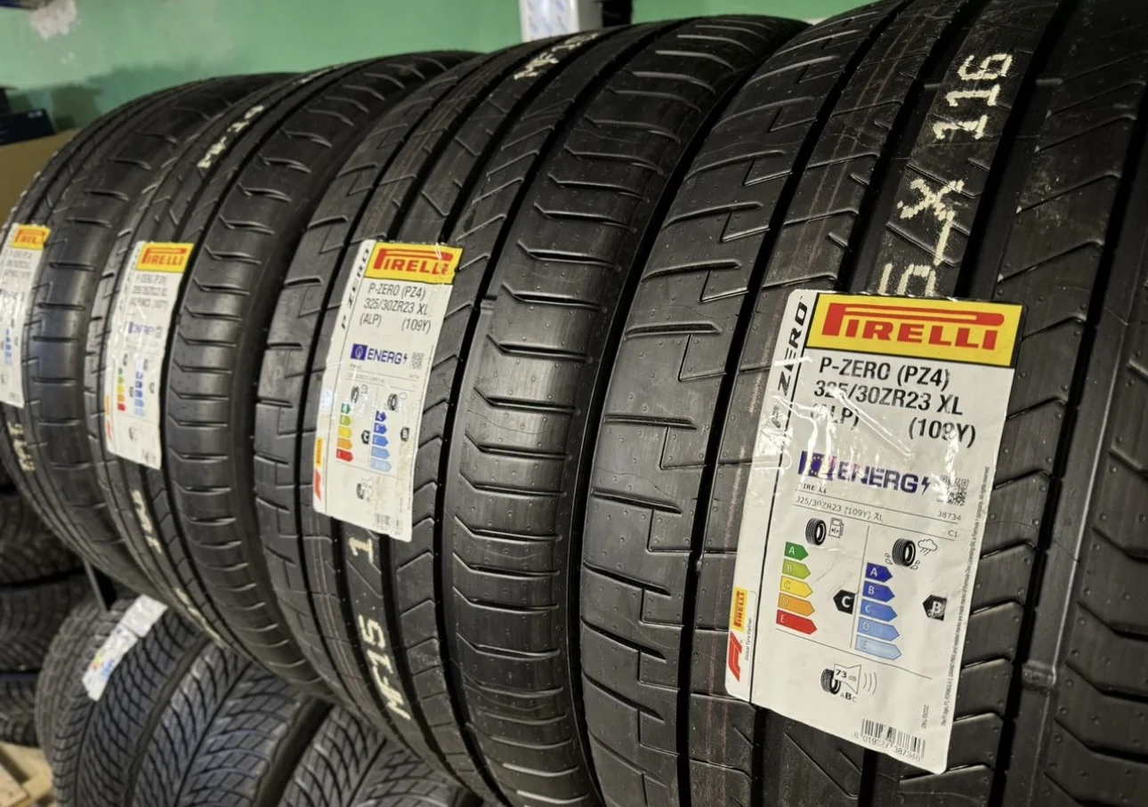 Шины Pirelli P Zero P24  285/35R23 107Y 325/30R23 109Y - миниатюра 2