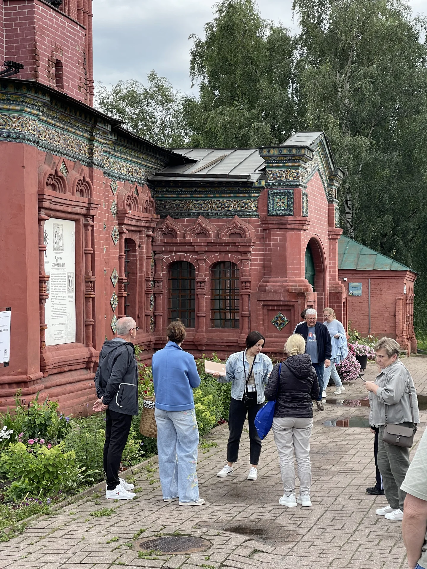Экскурсовод, гид по Ярославлю и Костроме - миниатюра 5
