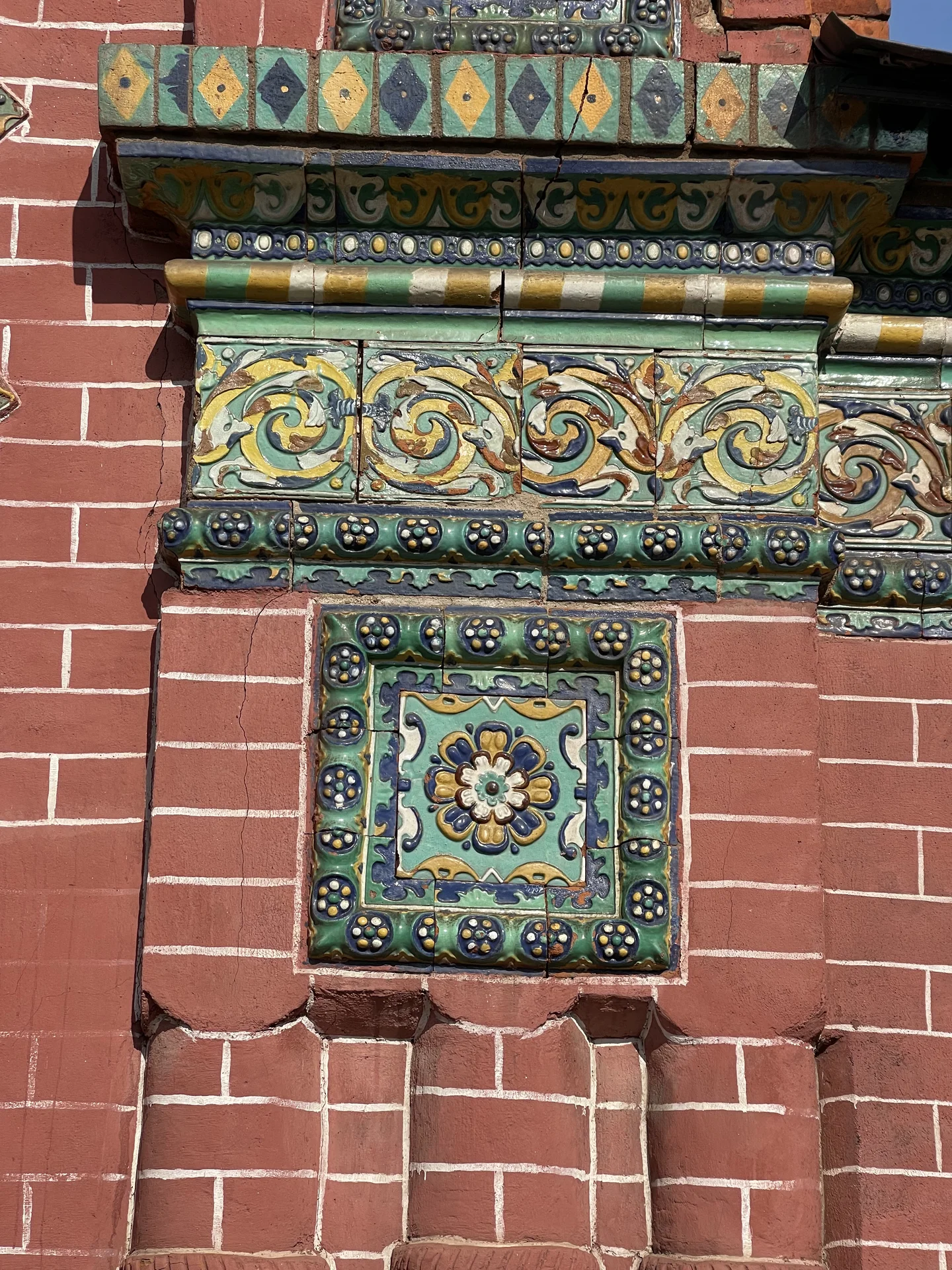 Экскурсовод, гид по Ярославлю и Костроме - миниатюра 9