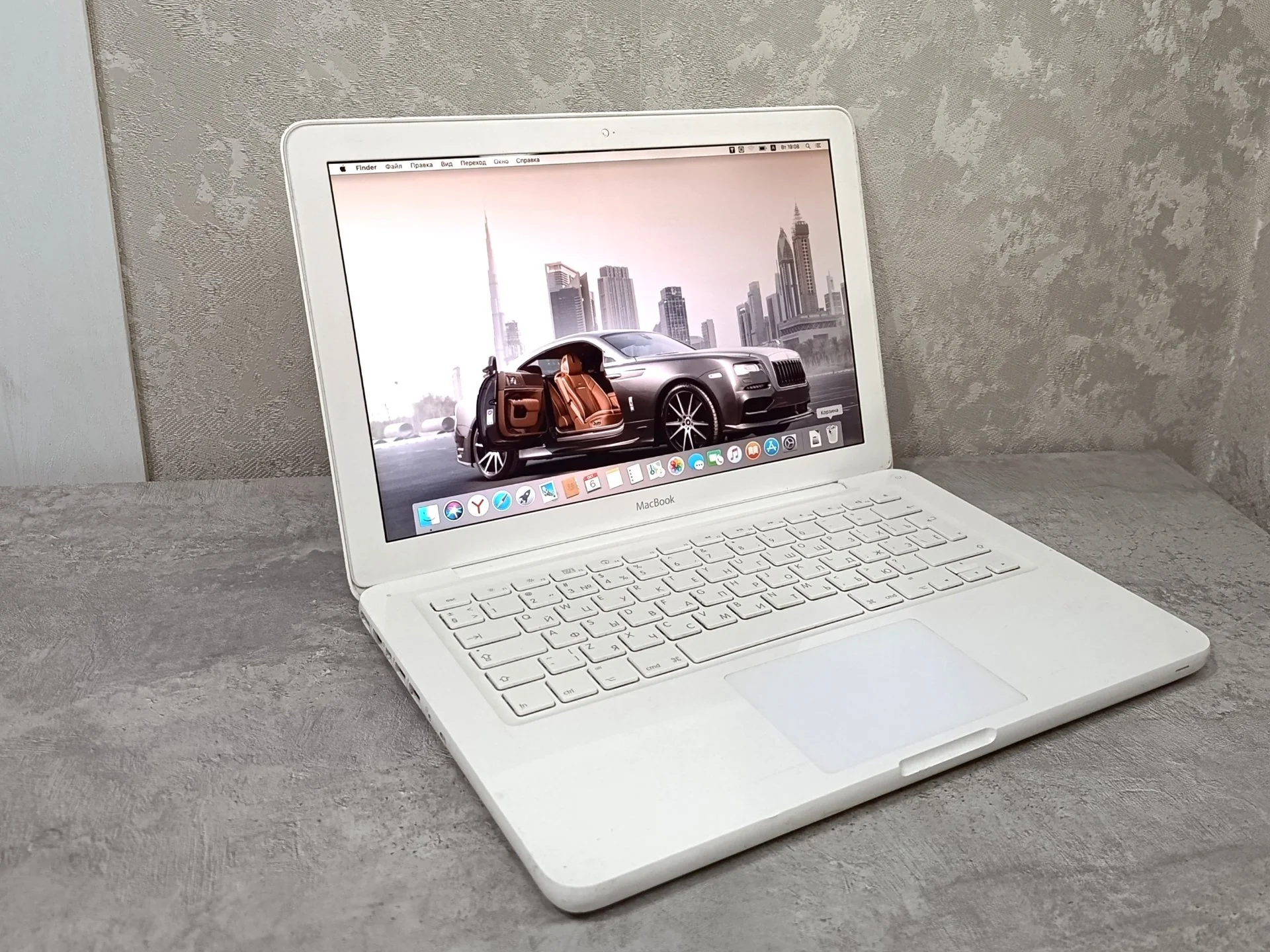Apple Macbook AIR - миниатюра 2