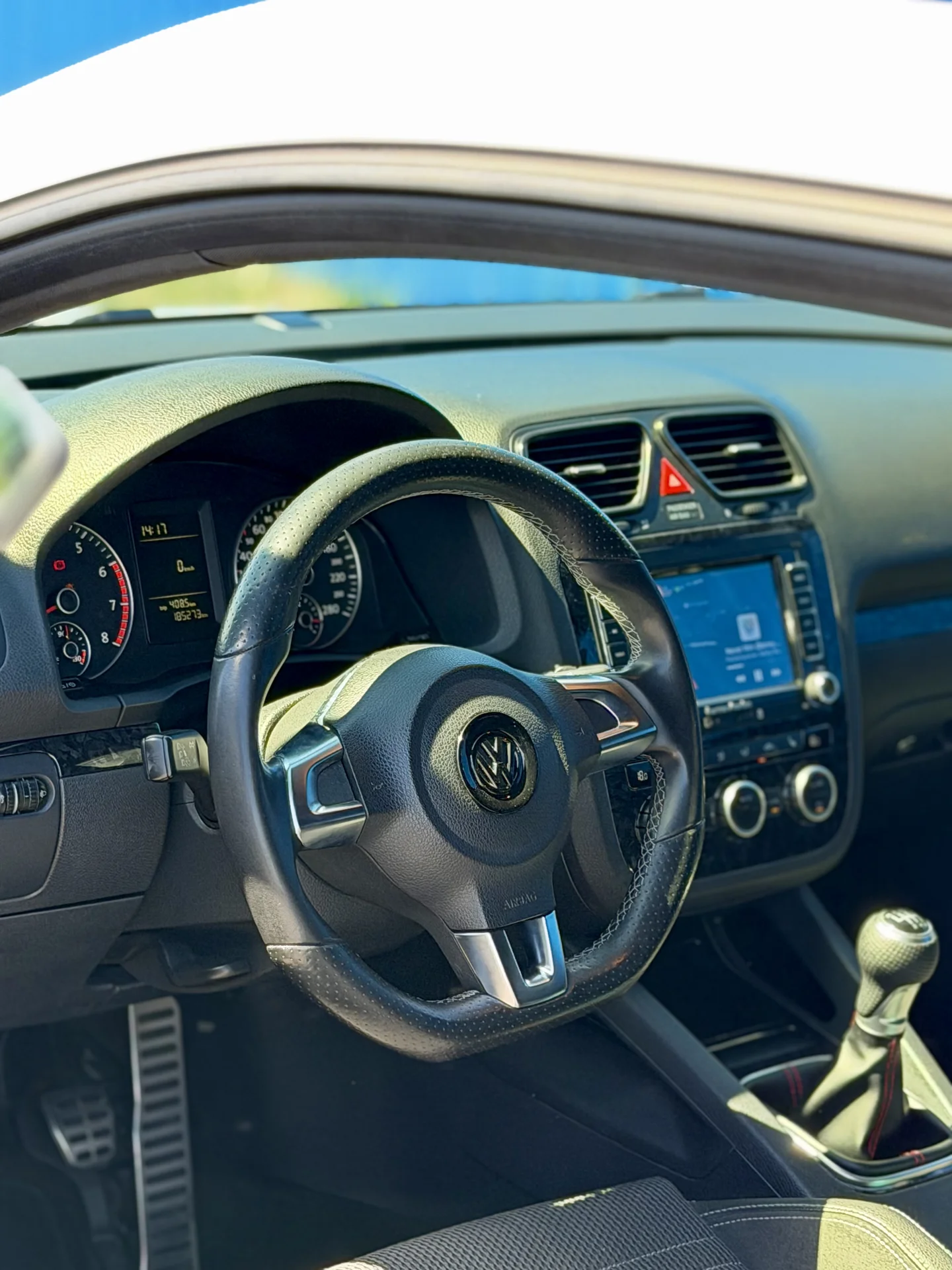 Volkswagen SCIROCCO - миниатюра 9