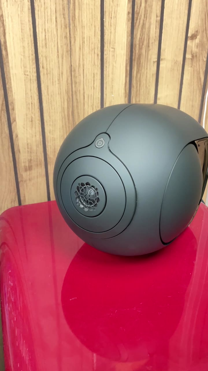 Devialet Phantom Ultimate 108 dB Deep Forest - видео 1