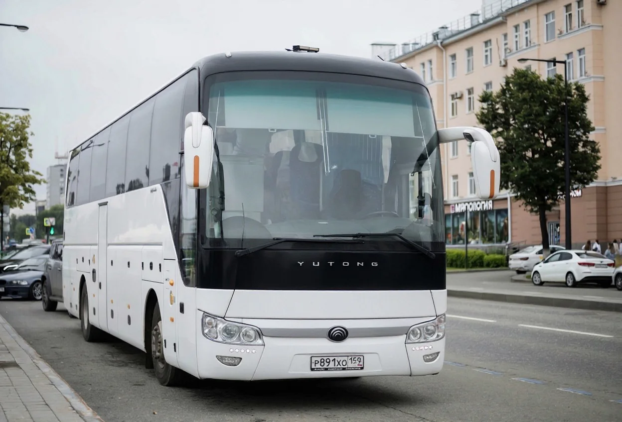 Заказ автобуса от 19 мест - миниатюра 2