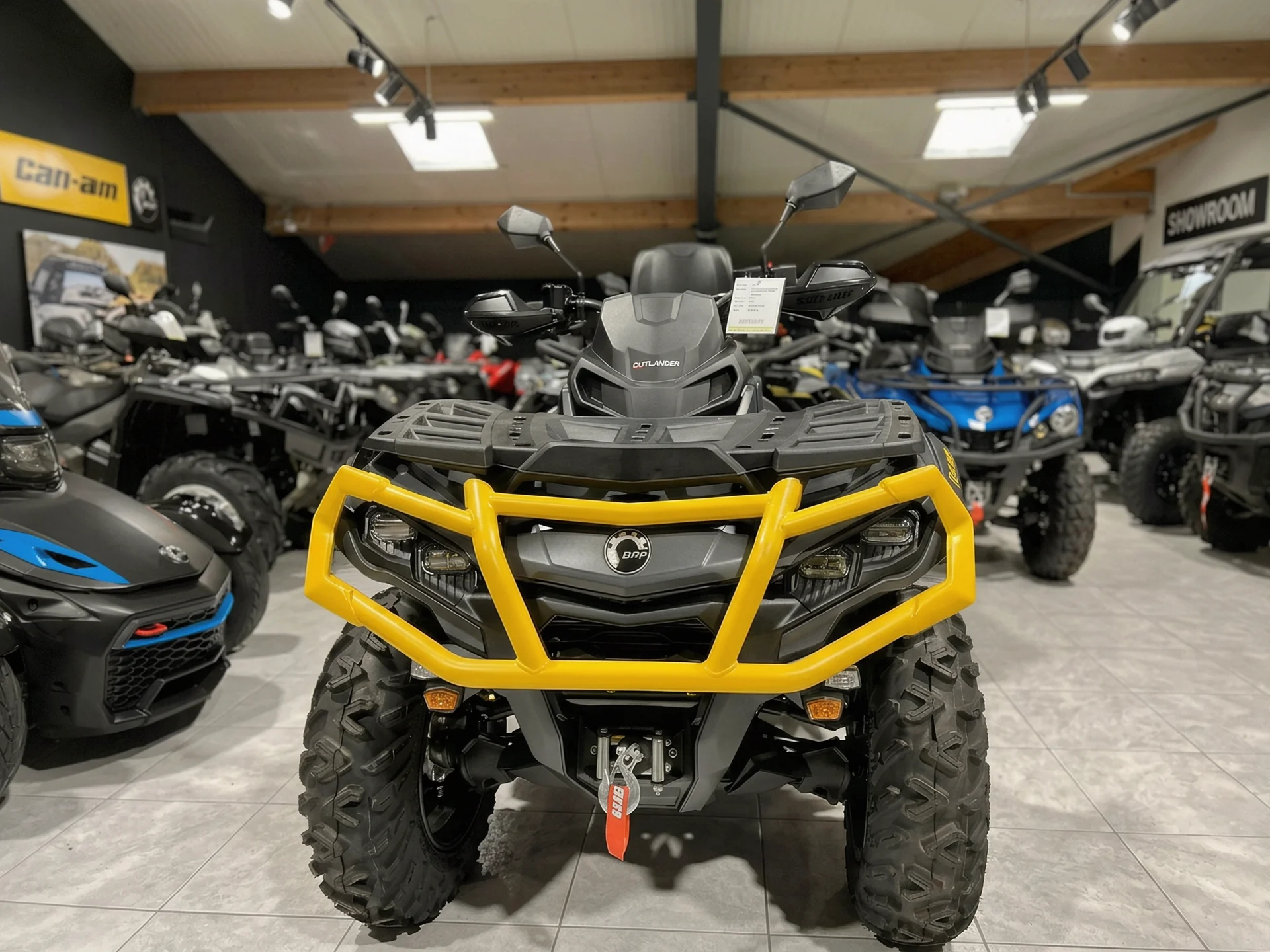 BRP Can-Am Outlander MAX XT 650 T, 2024 - миниатюра 3