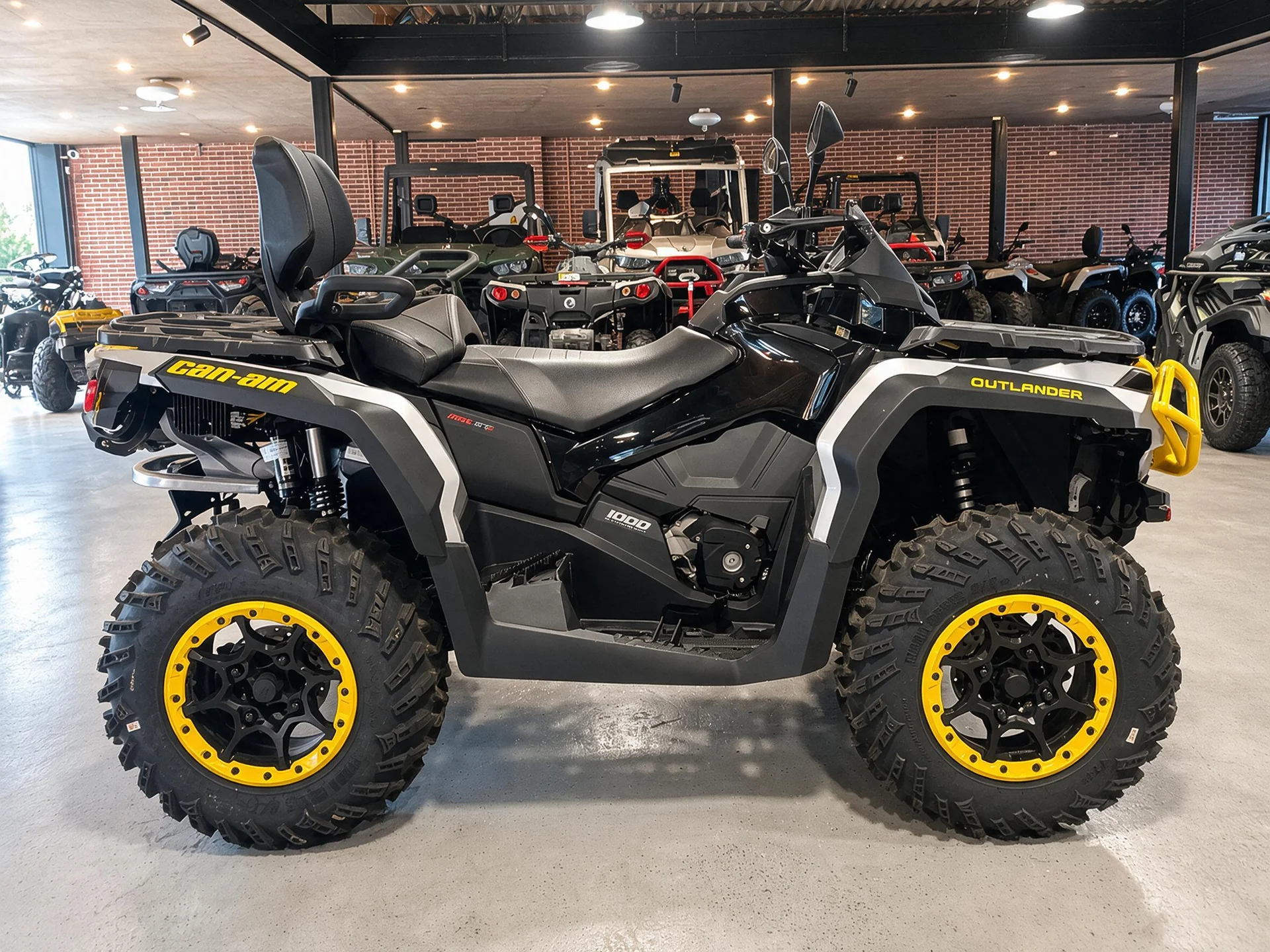 BRP Can-Am Outlander MAX XT 650 T, 2024 - миниатюра 4
