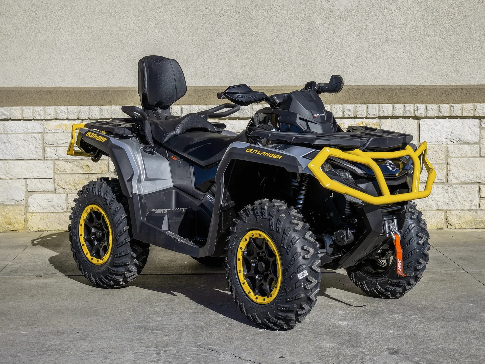 BRP Can-Am Outlander MAX XT-P 1000T, 2023 - миниатюра 2