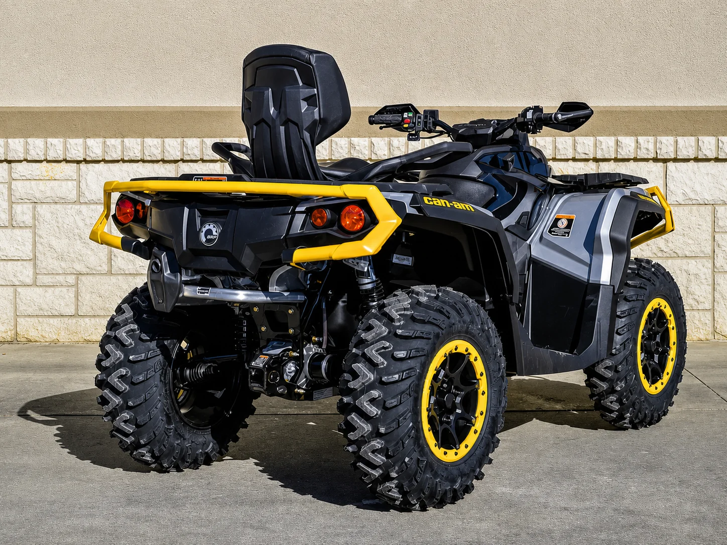 BRP Can-Am Outlander MAX XT-P 1000T, 2023 - миниатюра 3