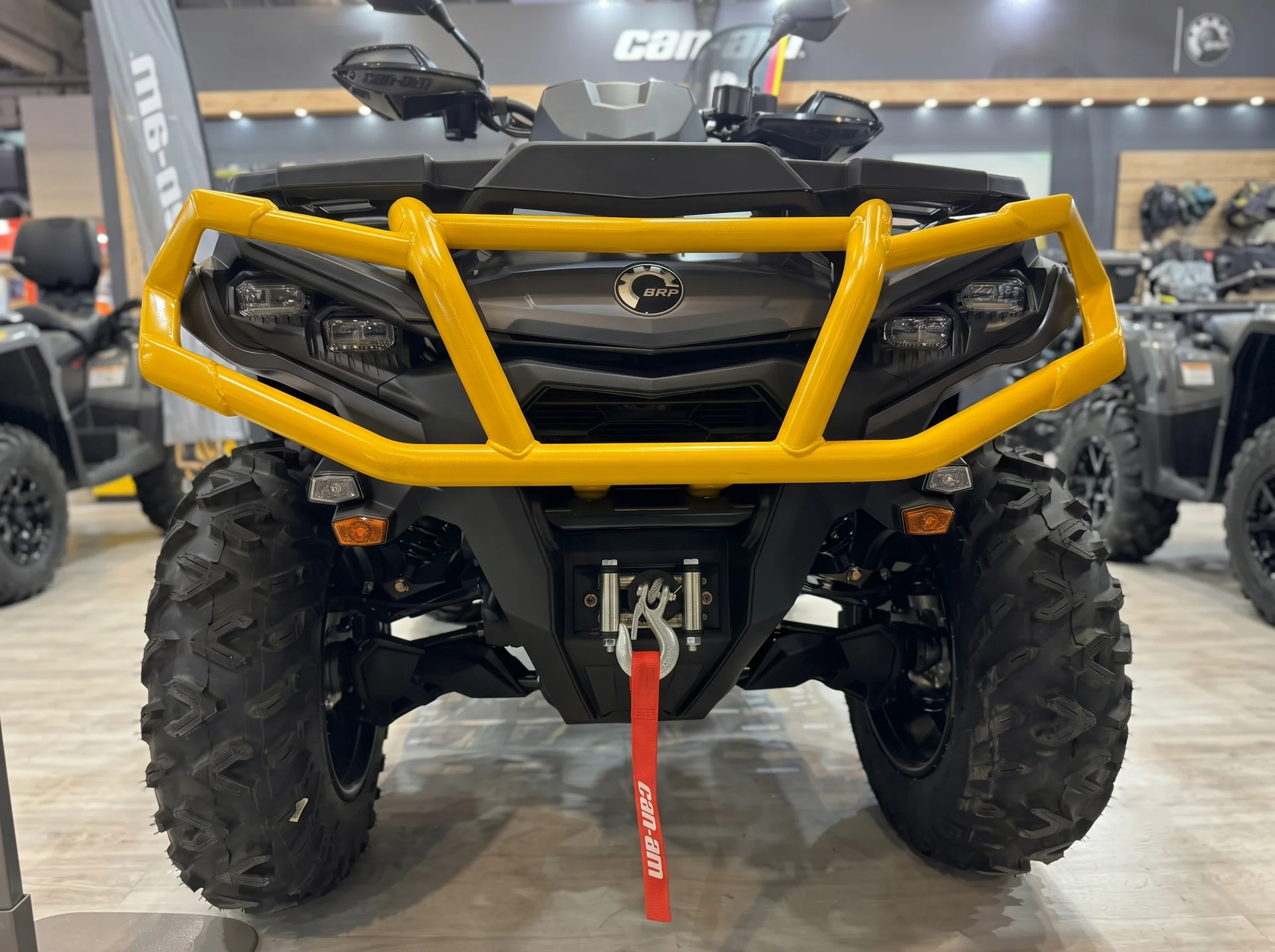 Квадроцикл BRP Can-Am Outlander X-TP 1000R - миниатюра 2