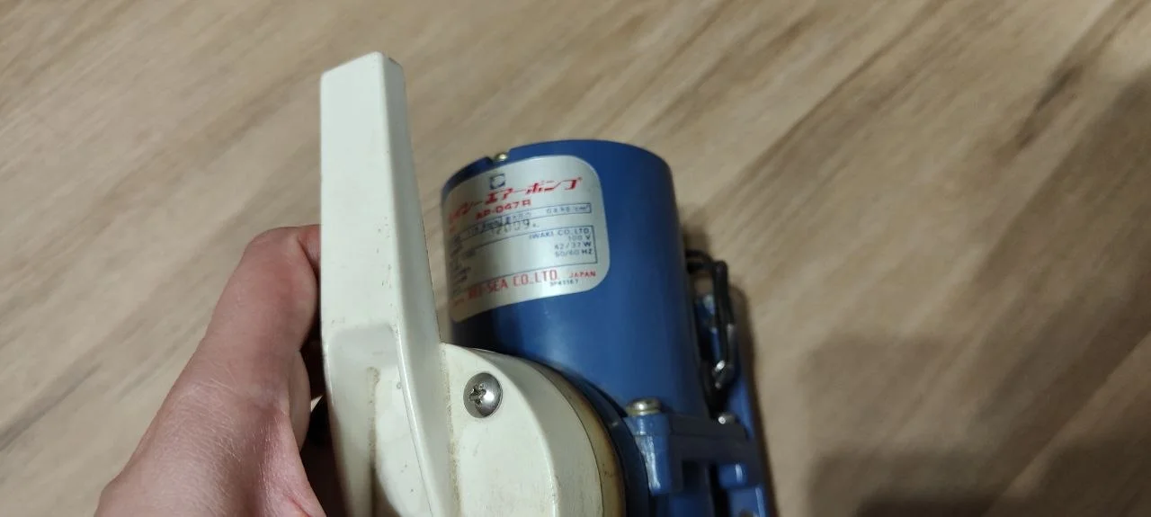 Электрический мембранный аэронасос Iwaki Rei-Sea - изображение 1