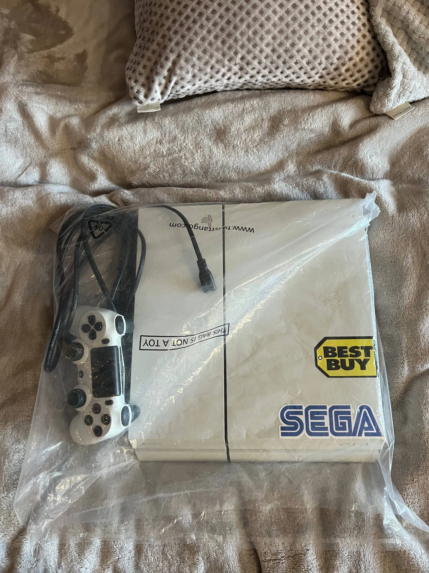 sony playstation 4 - миниатюра 2