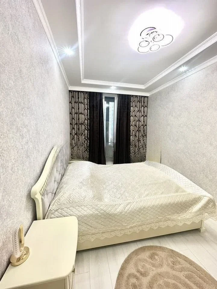 КВАРТИРА С ЕВРО РЕМОНТОМ - миниатюра 6