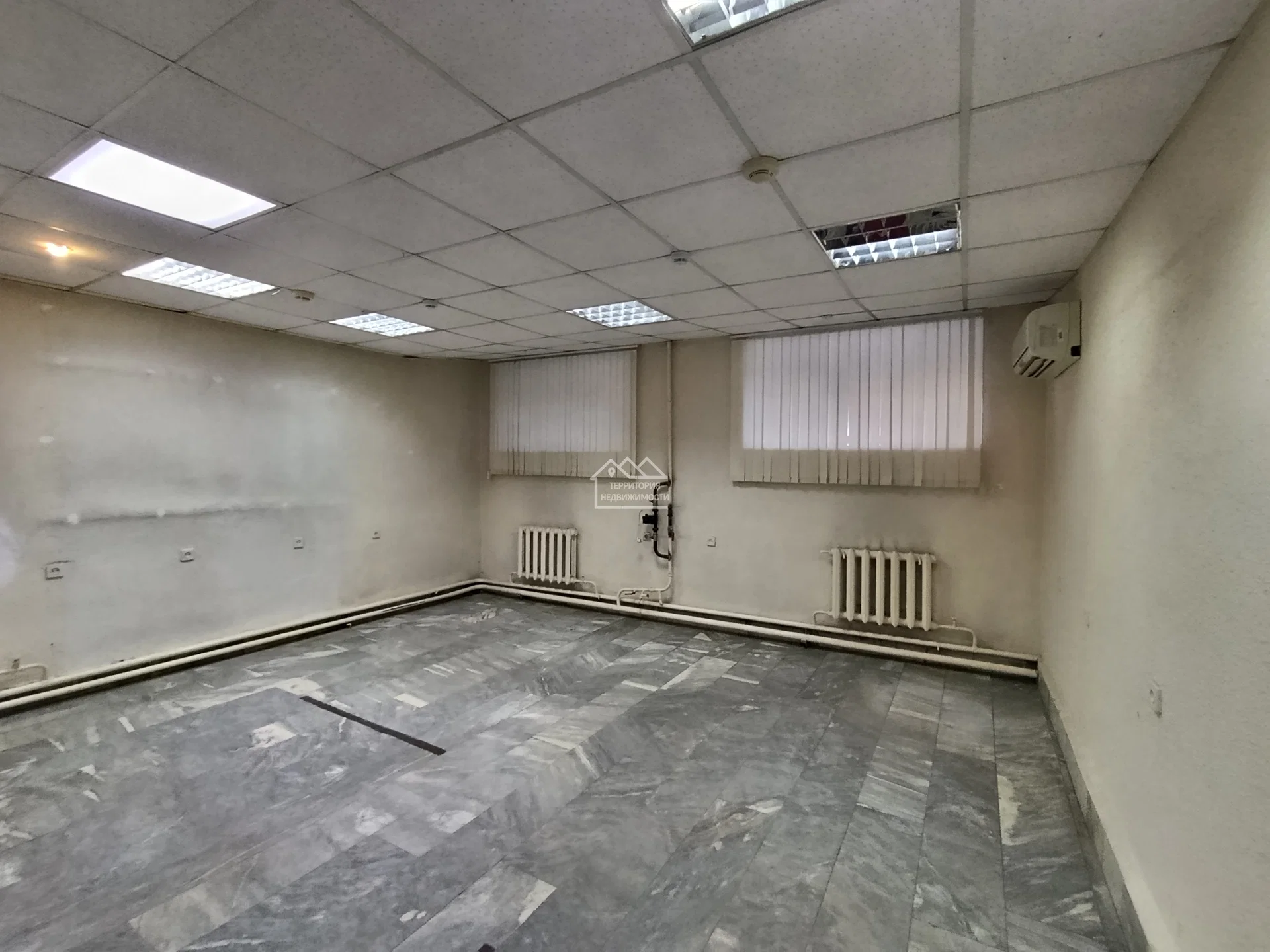 Офисное помещение 29.5 кв.м. ул.Республики 59 (цоколь) - миниатюра 8