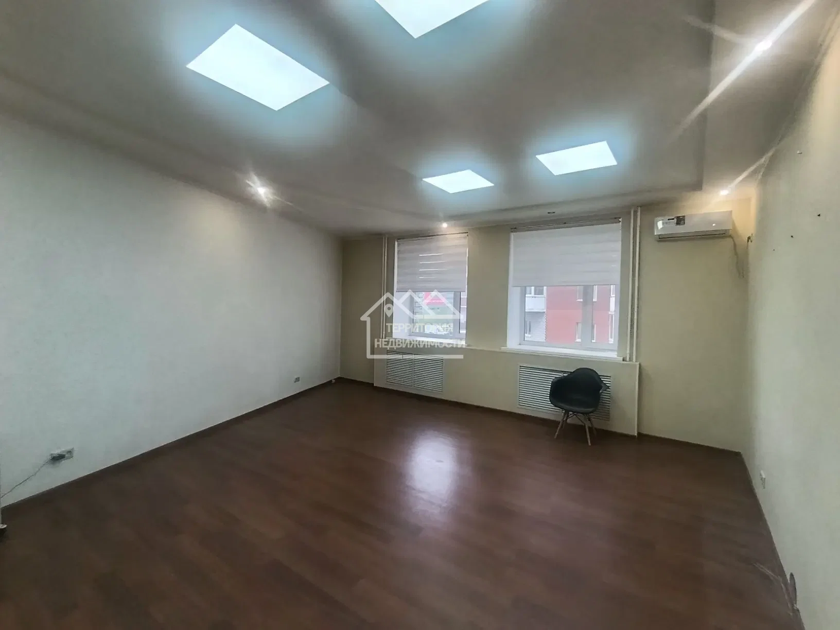 Офисное помещение, 28.5 м² ул.Александра Матросова 1 к2 ст6 - миниатюра 3