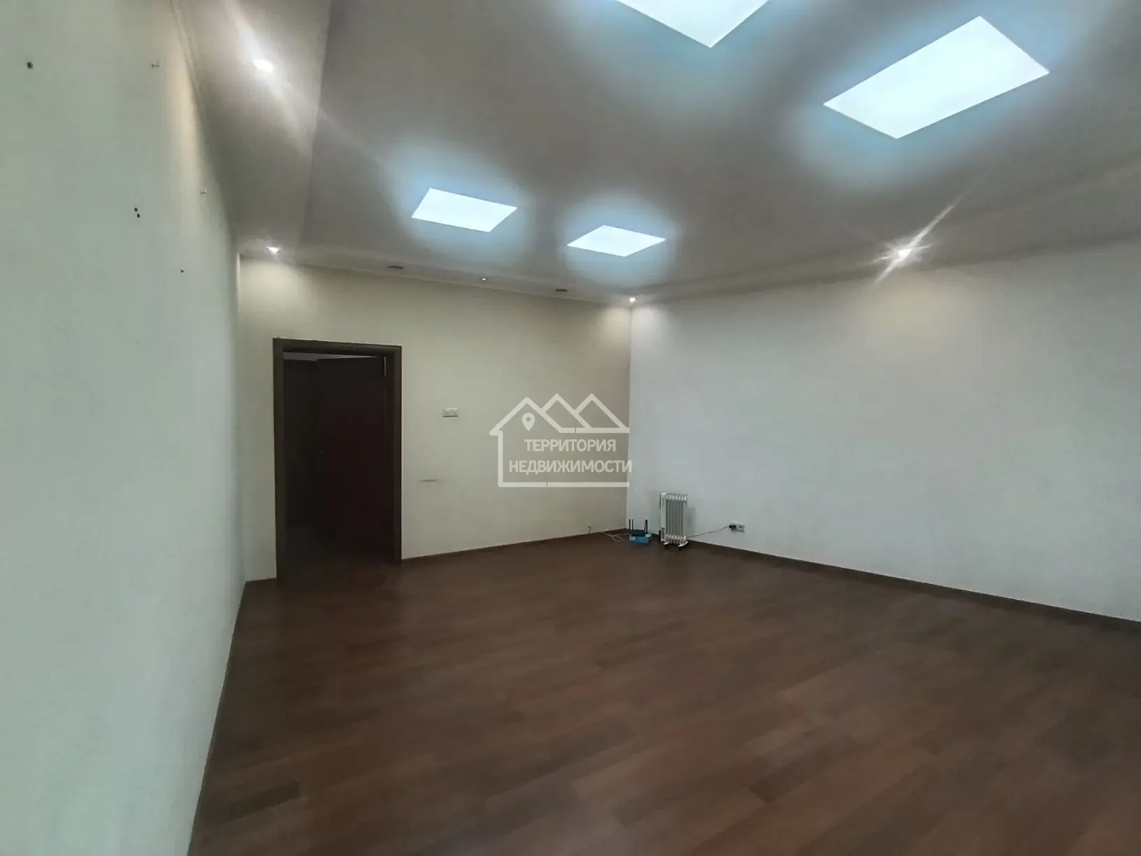 Офисное помещение, 28.5 м² ул.Александра Матросова 1 к2 ст6 - миниатюра 4