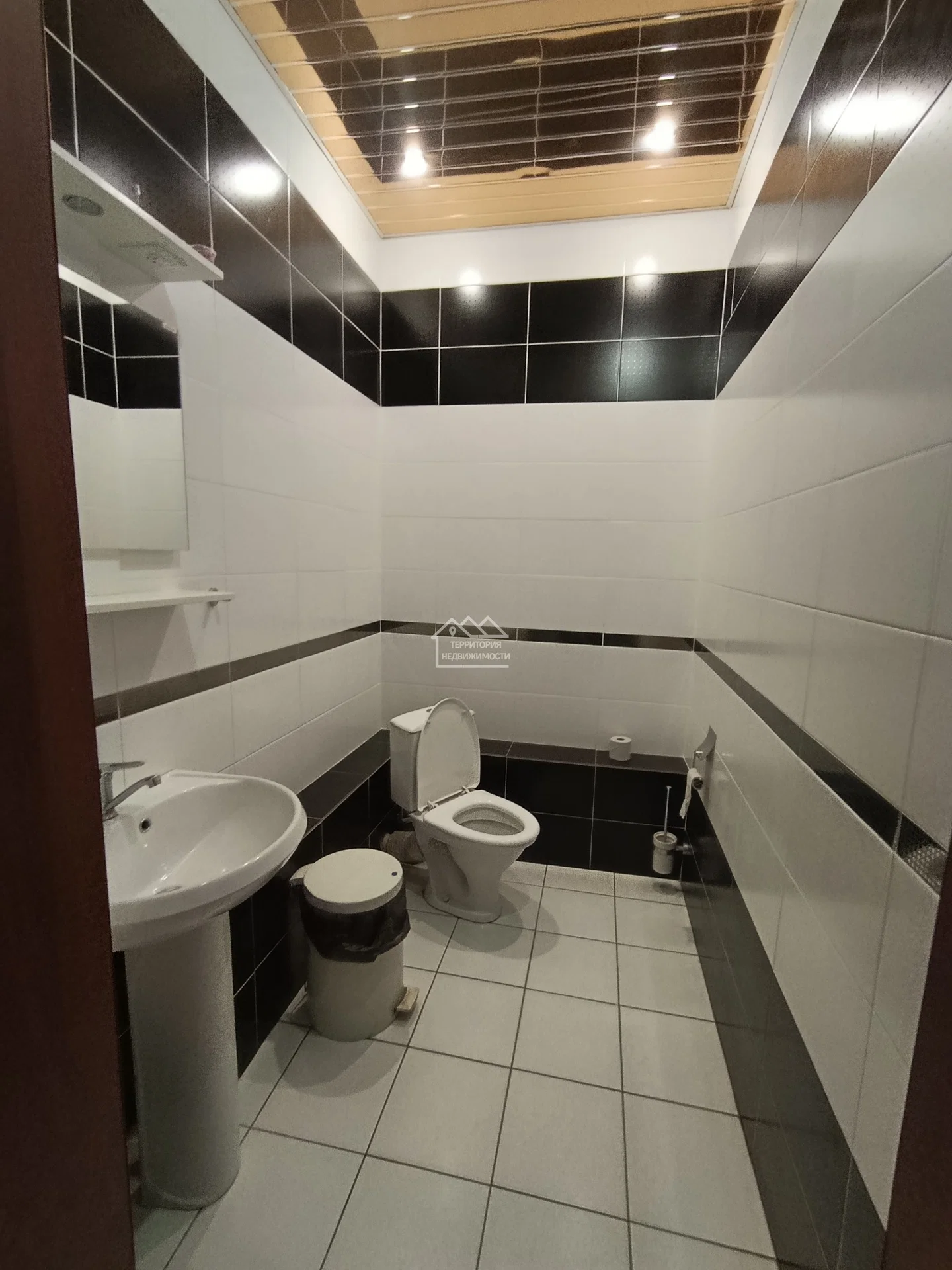Офисное помещение, 28.5 м² ул.Александра Матросова 1 к2 ст6 - миниатюра 7
