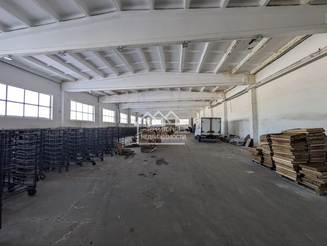 Склад-производство, 1000 м² Демьяна Бедного 5 - изображение 1
