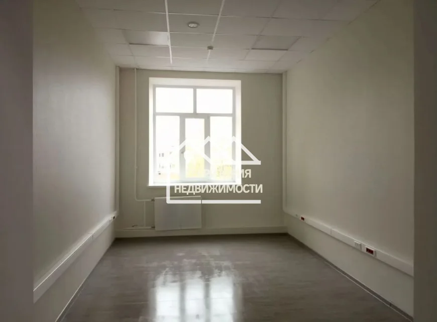 Офис, 22 м² Республики 211/3 - миниатюра 10