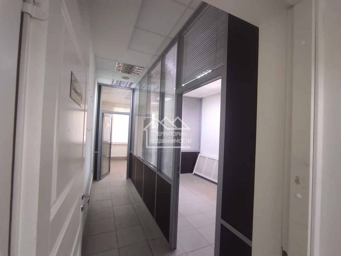 Офисное помещение 507 м² ул.Володарского 26 - миниатюра 15